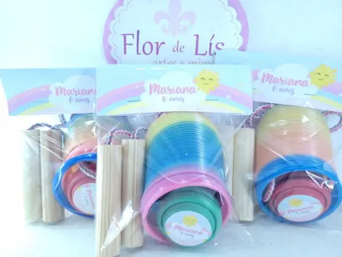Kit Divertido Arco Íris Raio de Sol com Mola Corda e Ioiô