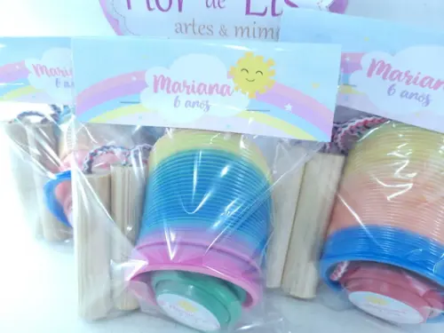 Kit Divertido Arco Íris Raio de Sol com Mola Corda e Ioiô