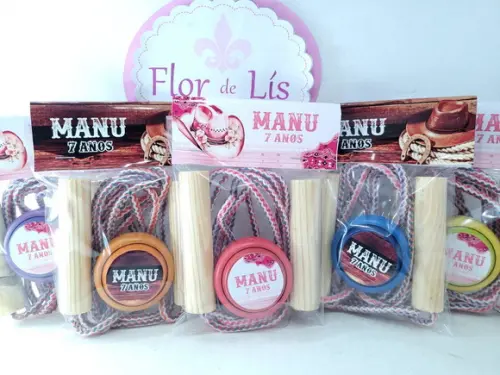 Kit Divertido Boiadeira Lembrancinha Corda e Ioiô