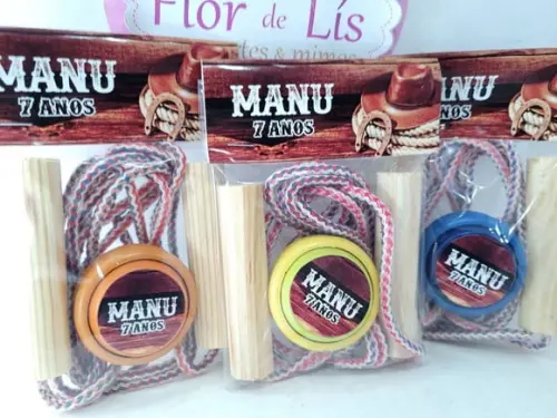 Kit Divertido Boiadeiro Lembrancinha Menino Pula Corda Ioiô