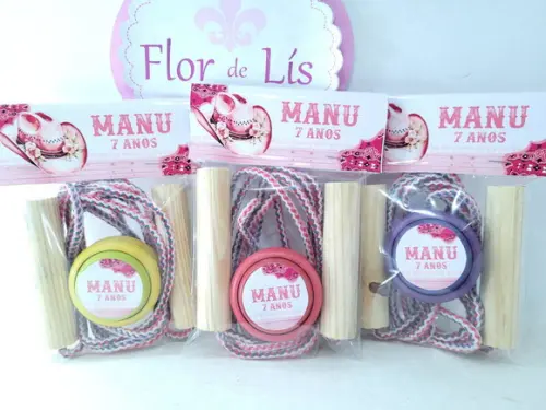 Kit Divertido Boiadeira Lembrancinha Fazendinha Corda e Ioiô
