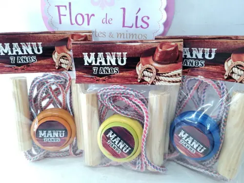 Kit Divertido Boiadeiro Lembrancinha Menino Pula Corda Ioiô
