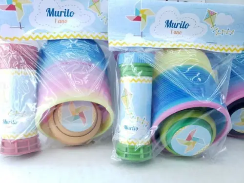 Kit Divertido Brinquedos Pipas e Cataventos com Ioiô