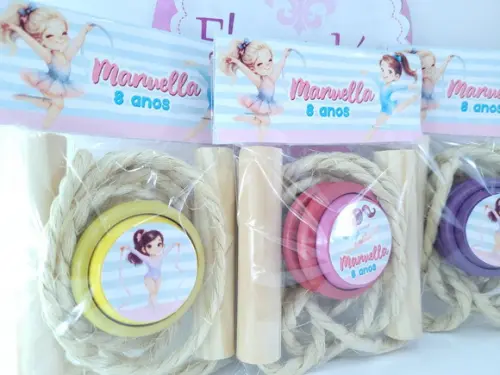 Kit Divertido Ginástica Rítmica Lembrancinha Corda e Ioiô