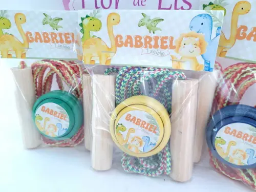Kit Divertido Lembrancinha Dinossauro Baby Corda e Ioiô