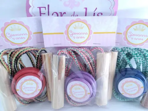 Kit Divertido Princesa Realeza Corda e Ioiô Lembrancinha