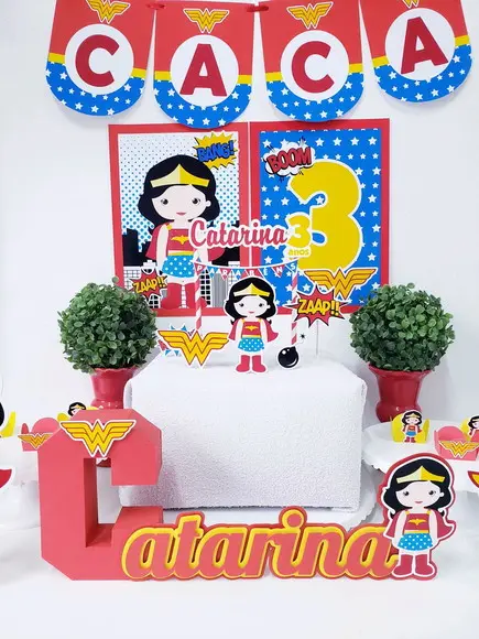 Kit Festa em Casa Mulher Maravilha Cute
