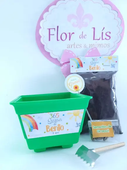 Kit Jardinagem 365 Sorrisos Primeira Volta ao Sol