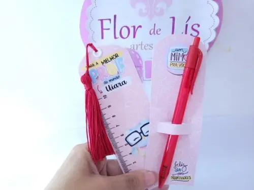 Kit Marca Página Régua e Caneta Presente Dia dos Professores