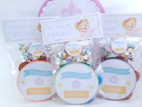 Kit Musical Pandeiro Pequeno e Confetes Carnaval