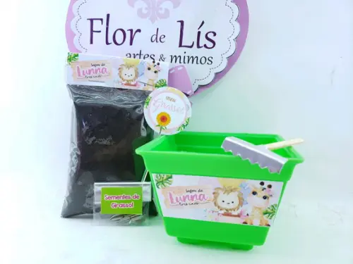 Kit para Plantar Lembrancinha Safari Aquarela Menina