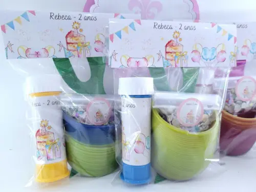 Kit Personalizado de Carnaval com Mola Máscara Confete Bolha