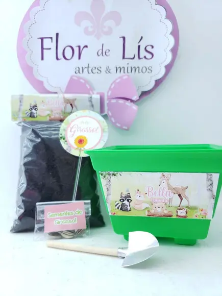 Kit Plantação Ecológico Bosque Aquarela Menina
