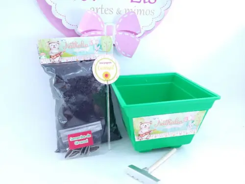 Kit Plantação Ecológico Bosque Aquarela Menino