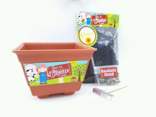 Kit Plantação Fazendinha Menina