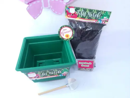 Kit Plantação Jardinagem Brinde de Natal Papai Noel Empresa