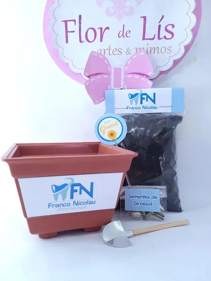 Kit Plantio Jardinagem Ecológico Brinde Empresa com Logo