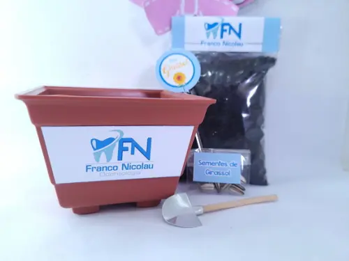 Kit Plantio Jardinagem Ecológico Brinde Empresa com Logo