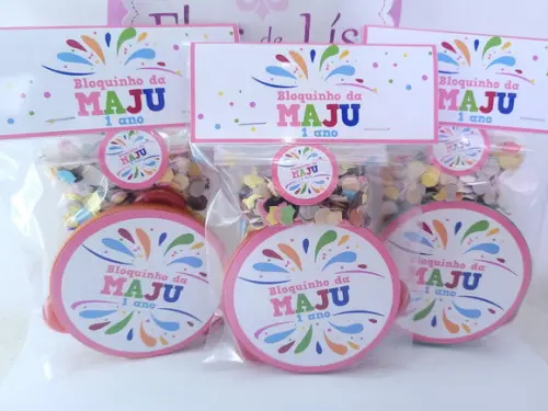Kit Pular Carnaval Pandeiro Pequeno e Confetes Bloquinho