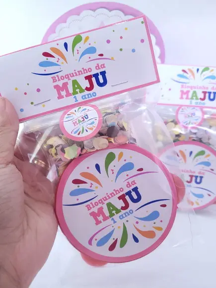 Kit Pular Carnaval Pandeiro Pequeno e Confetes Bloquinho