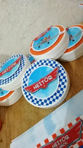 Latinha 3d Aviões