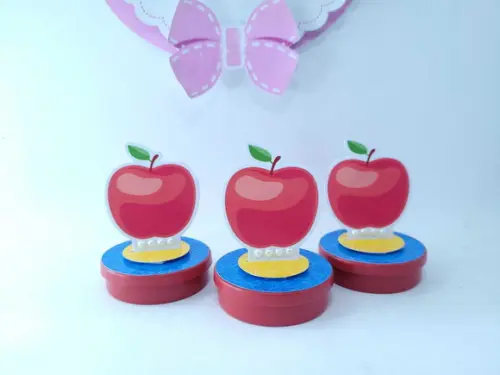 Latinha 3d Maçã Branca de Neve