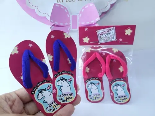 Lembrancinha Dia das Mães Xuxinha de Cabelo Tag Chinelo