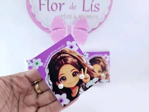 Lembrancinha Brinco de Pérola em Tag Personalizada