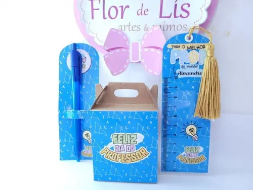 Lembrancinha Dia dos Professores Kit Caixa Régua e Marca Pág