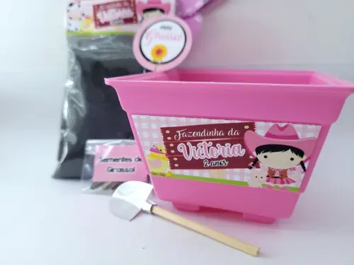 Lembrancinha Fazendinha Rosa Kit Jardinagem para Plantar