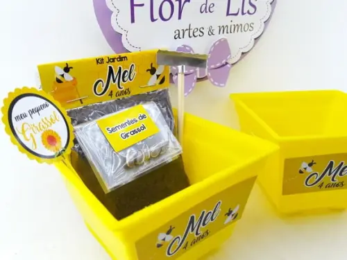 Lembrancinha Jardinagem Festa Abelha Kit para Plantar