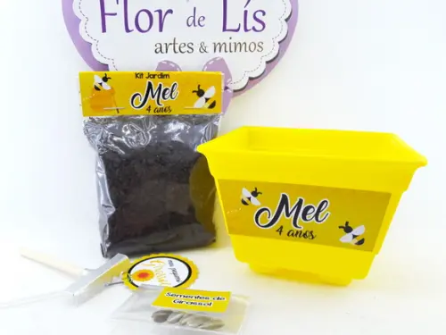 Lembrancinha Jardinagem Festa Abelha Kit para Plantar