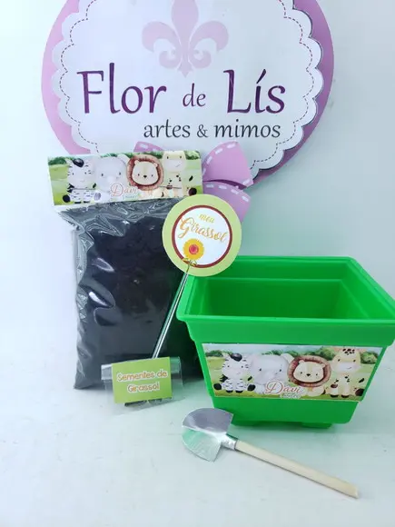 Lembrancinha Kit Jardim Plantio Ecológico Safari Aquarela
