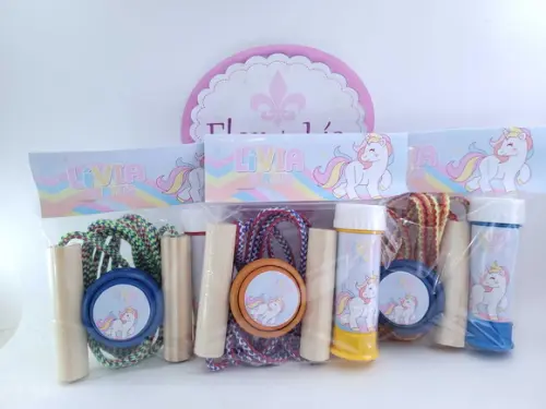 Lembrancinha Personalizada Unicórnio Ioiô Pula Corda e Bolha