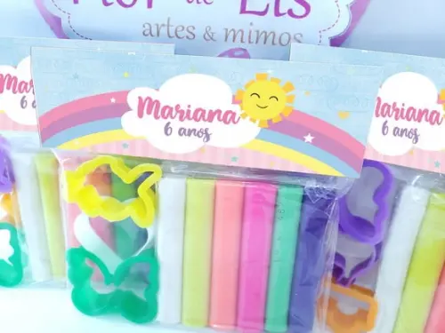 Massinha de Modelar Arco Íris com Forminhas