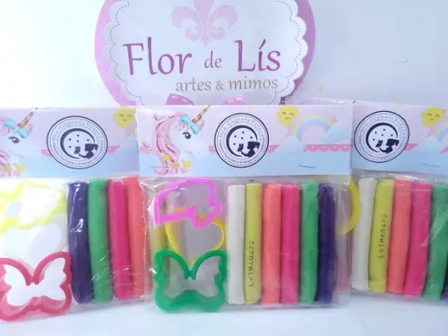 Massinha de Modelar Brinde com Cortadores Unicórnio Logo