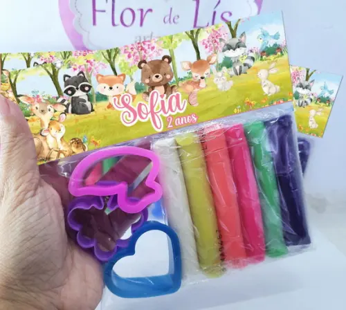Massinha de Modelar e Forminhas Festa Bosque Aquarela Menina