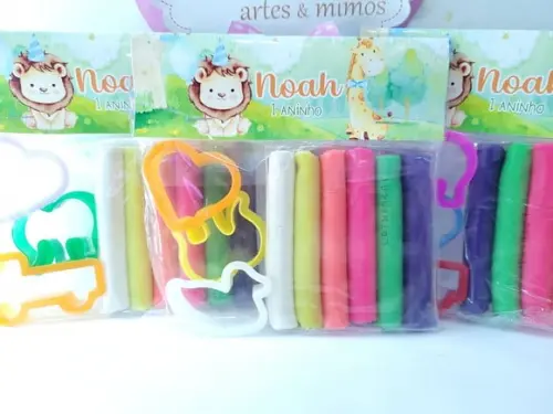 Massinha de Modelar Personalizada Safari com Cortadores