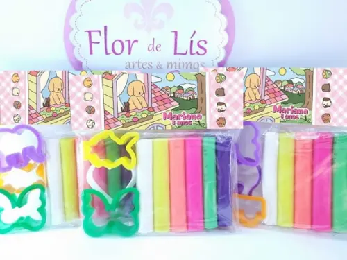 Massinha Modelar e Forminhas Bobbie Goods Lembrancinha