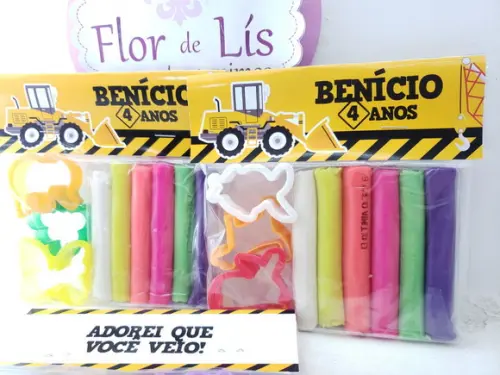 Massinha Personalizada Obras e Tratores com Cortadores