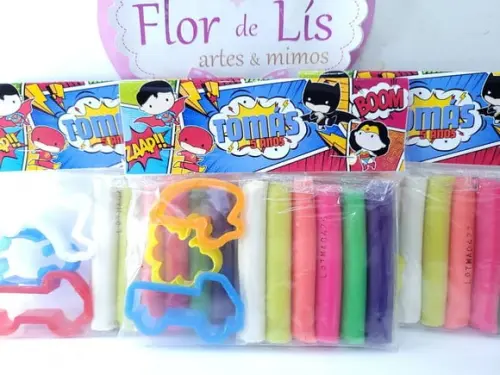 Massinha Personalizada Super Heróis Baby com Cortadores