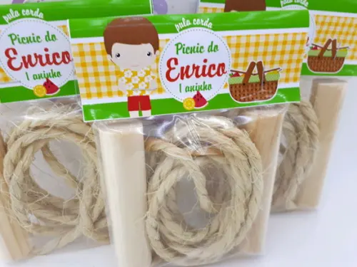 Pula Cordas Picnic Menino