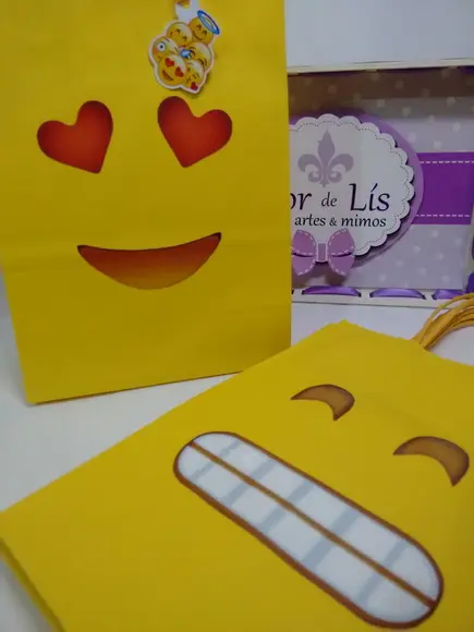 Sacolinha Emojis 22cm