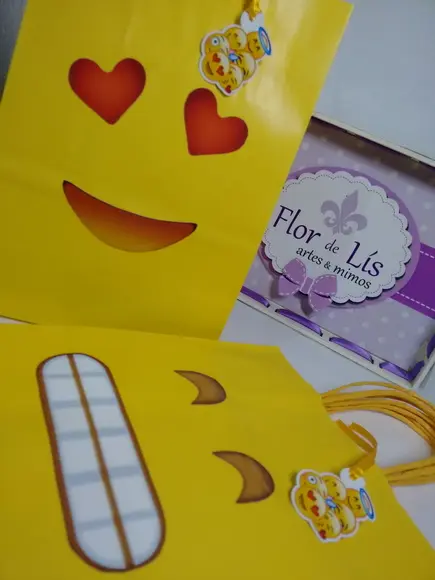 Sacolinha Emojis 22cm