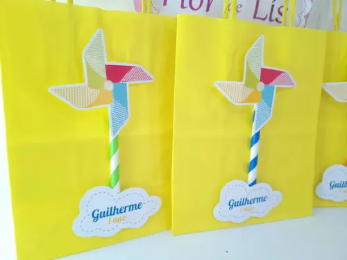 Sacolinha P Personalizada Cataventos o Tempo Voa 16cm