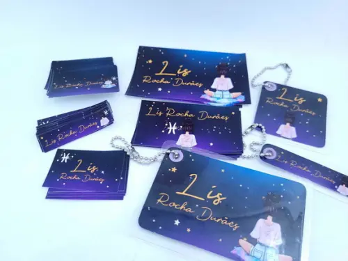 Super Kit 100 Etiqueta Escolar Universo Menina com Chaveiros