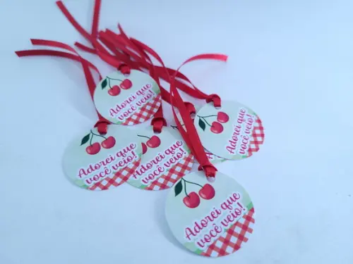 Tag para Pendurar Cerejinha com Fita Lembrancinha Cereja