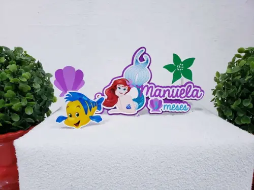Topo de Bolo Ariel Pequena Sereia com Apliques Mesversário