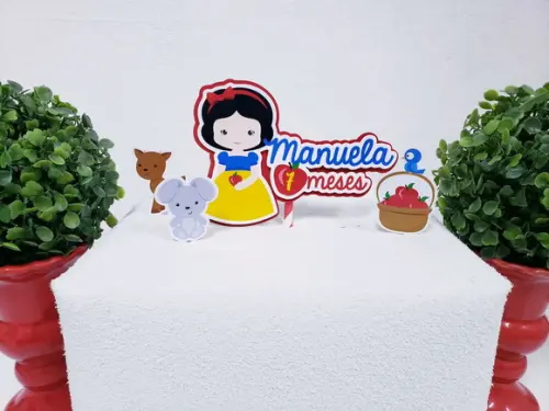 Topo de Bolo Branca de Neve com Apliques Mesversário