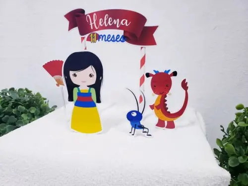 Topo de Bolo Mulan Topper Mesversário